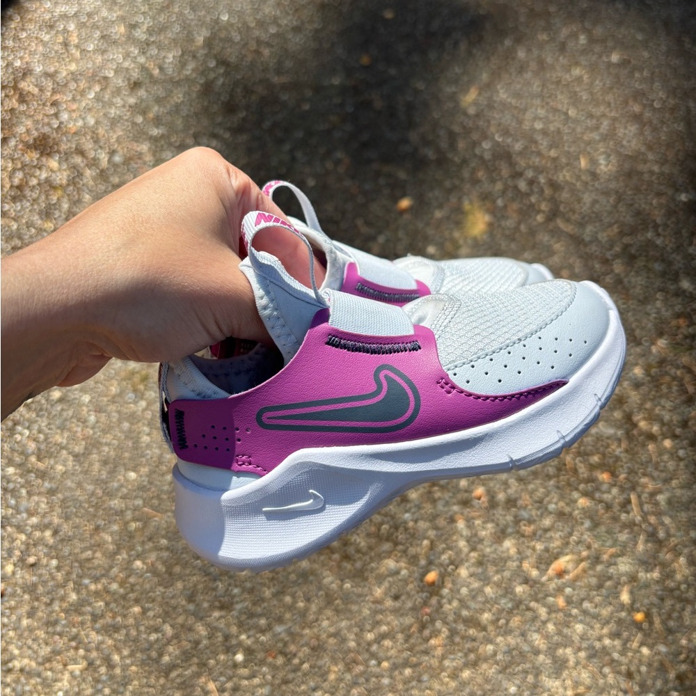 Toddler Nike Tennis Shoes New 9C